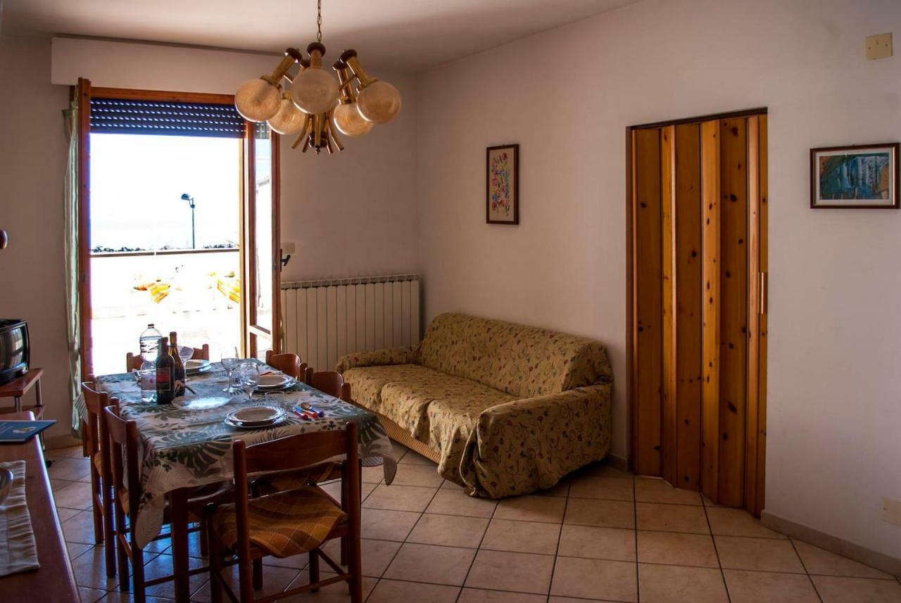Appartamento Di Antonio Fronte Mare Montesilvano Exterior photo