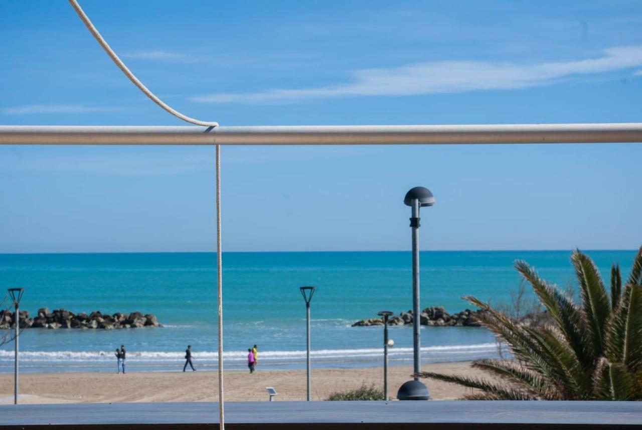 Appartamento Di Antonio Fronte Mare Montesilvano Exterior photo
